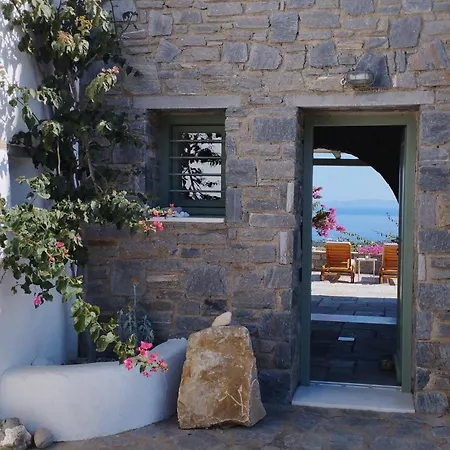 Akakies Summer House With Breathtaking Aegean View *